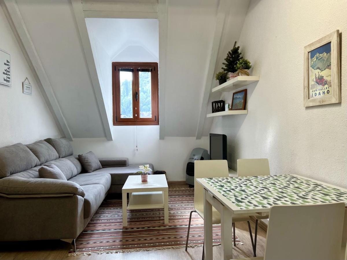 Locky - Espacio Y Exclusividad ❅ Pirineos360 ❅